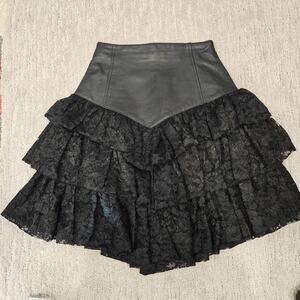Chia Vintage Y2K Black Leather & Lace Tiered Ruffle Mini Skirt 2